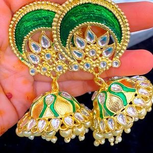 Brand new jewelry accessories green gold earrings